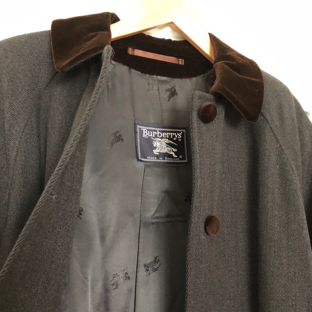 Burberry jacket classic, and unique